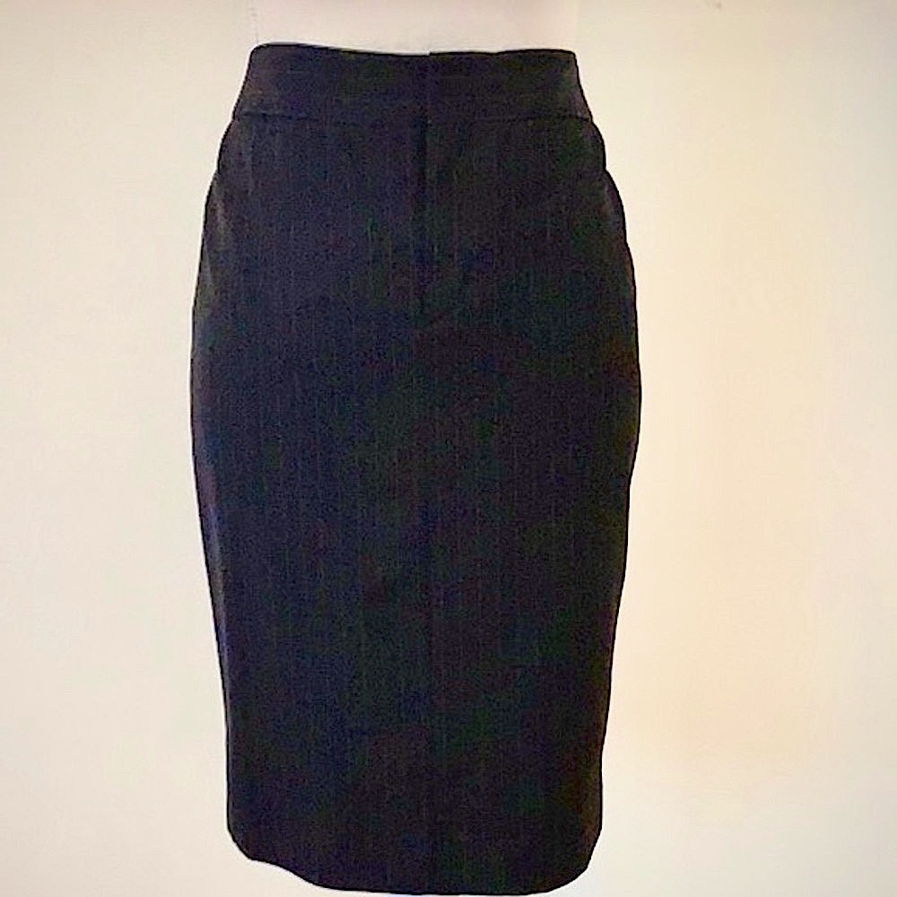 Authentic GUCCI, Perfect Condition Pinstripe Pencil Skirt. Like New